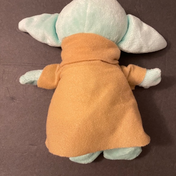 Star Wars Yoda stuffed Animal. Like new small - Picture 2 of 3